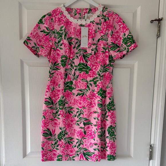 Lilly Pulitzer Dresses & Skirts - Lilly Pulitzer Pink and Green Floral Dress